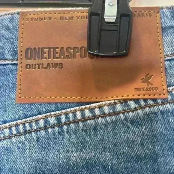 One Teaspoon Exposed Button Fly Cutoff Jean Shorts in Medium Wash Blue 25 - Picture 9 of 11